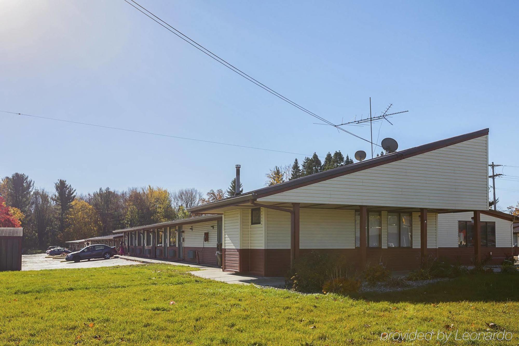 Fairbridge Inn Express Battle Creek Exterior photo